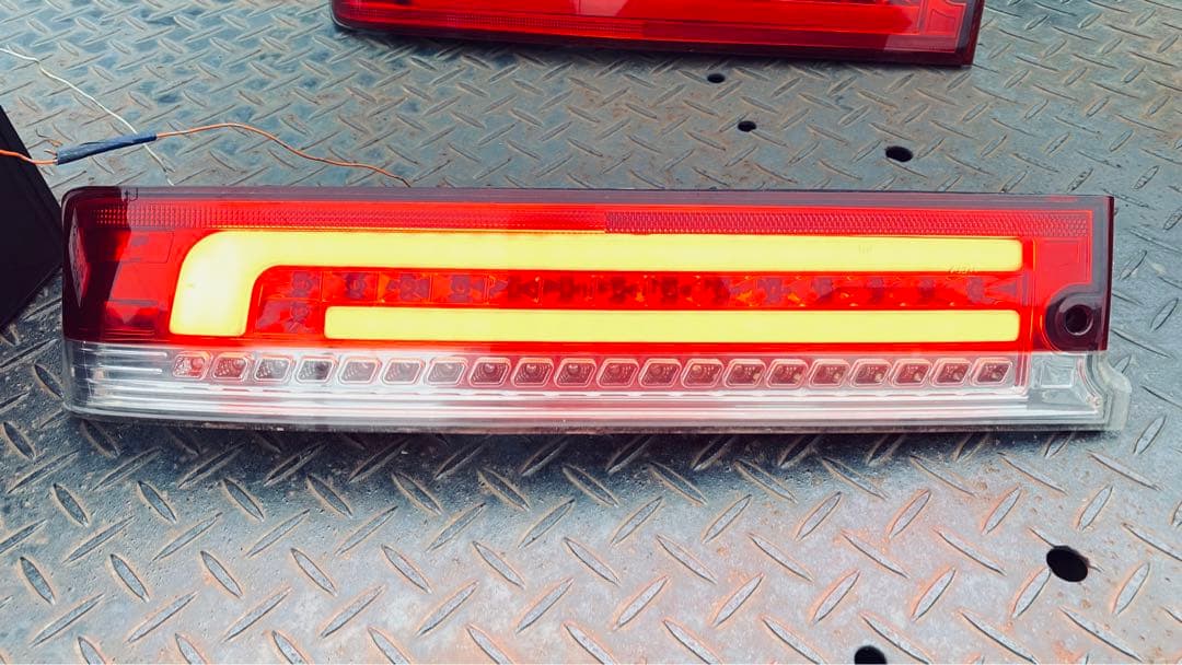 ハイゼットカーゴLEDテールランプ