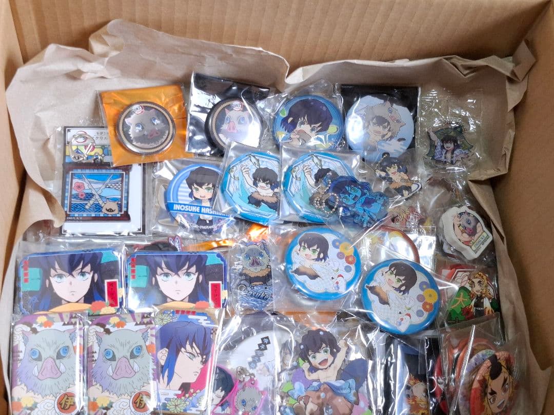 鬼滅の刃 まとめ売り アクリルスタンド 缶バッジ ラバスト