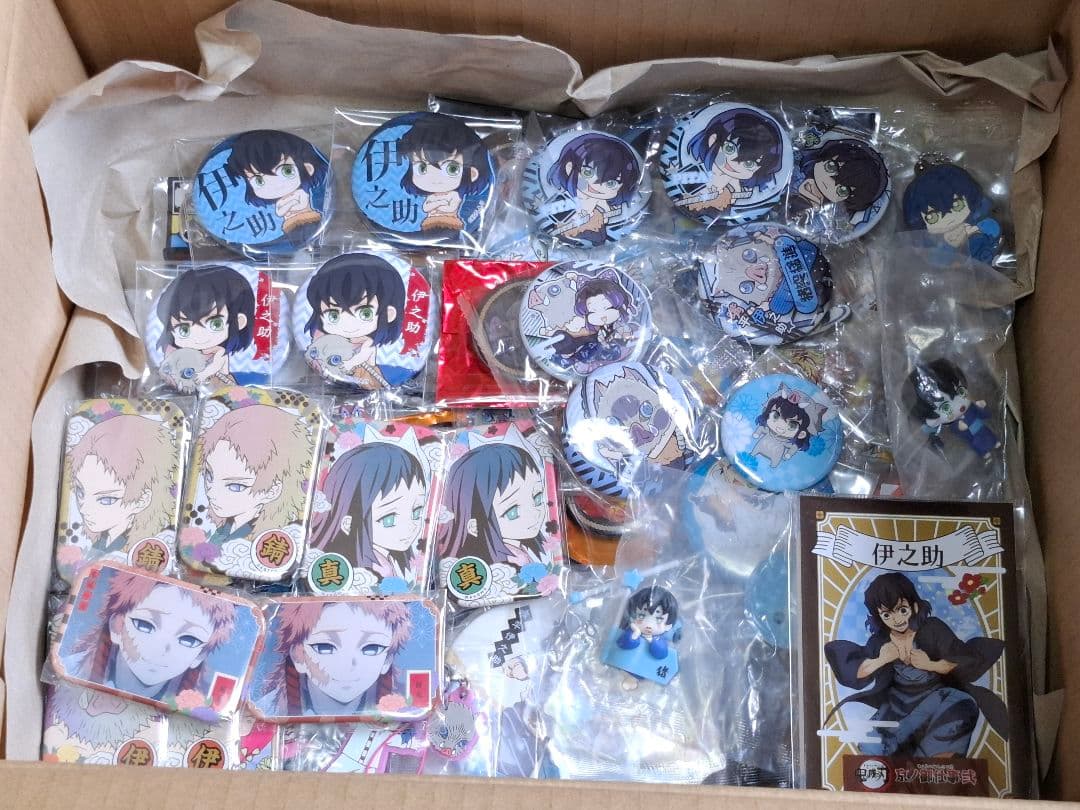 鬼滅の刃 まとめ売り アクリルスタンド 缶バッジ ラバスト