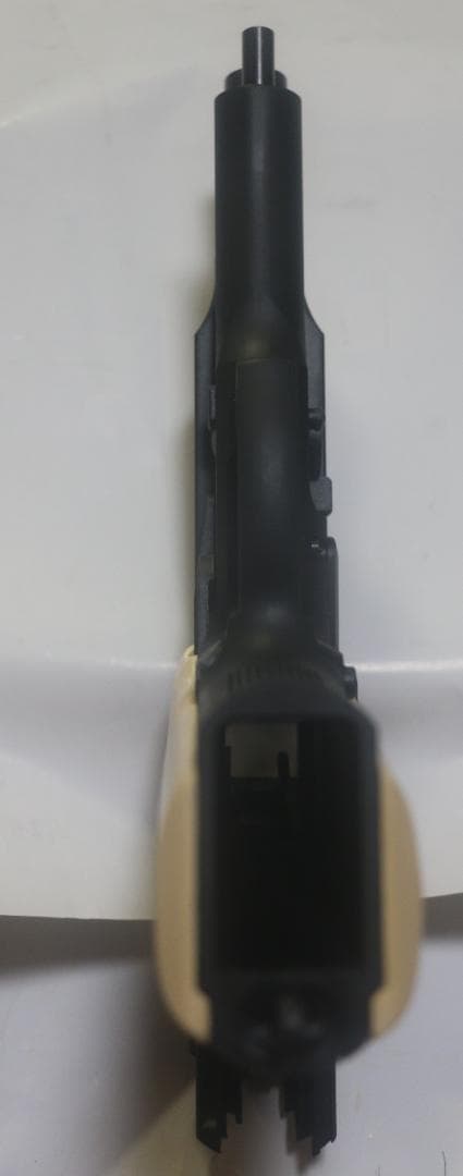 MGC製HW樹脂モデルガン ベレッタＭ９２ＦＳ湾岸戦争限定モデル SPG合法品