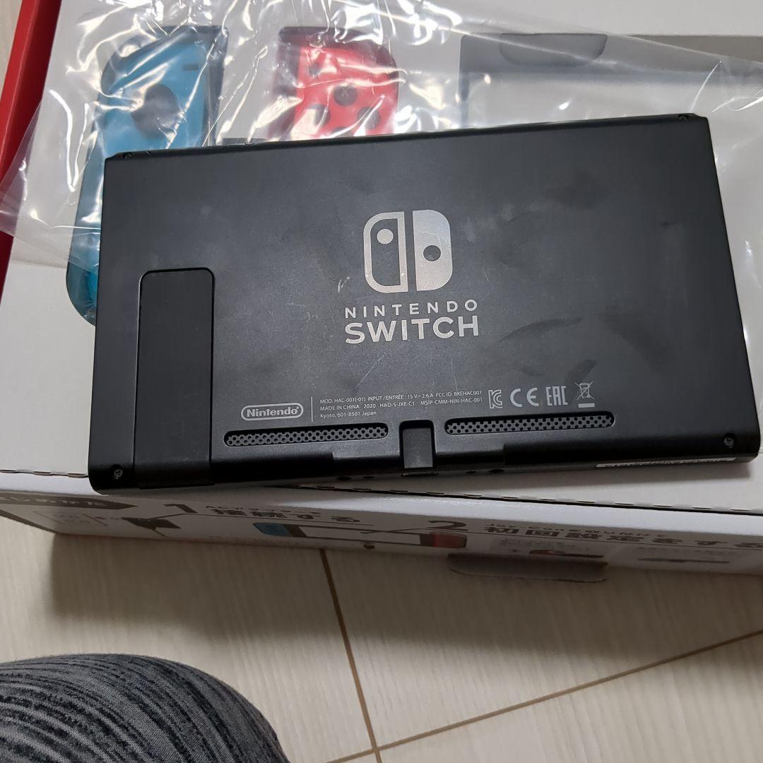保管状態良好　Nintendo Switch 本体 青/赤 ジョイコン付き