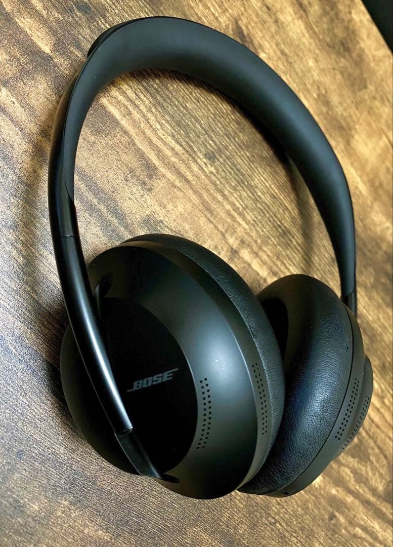 BOSE NOISE CANCELLING HEADPHONES 700 黒