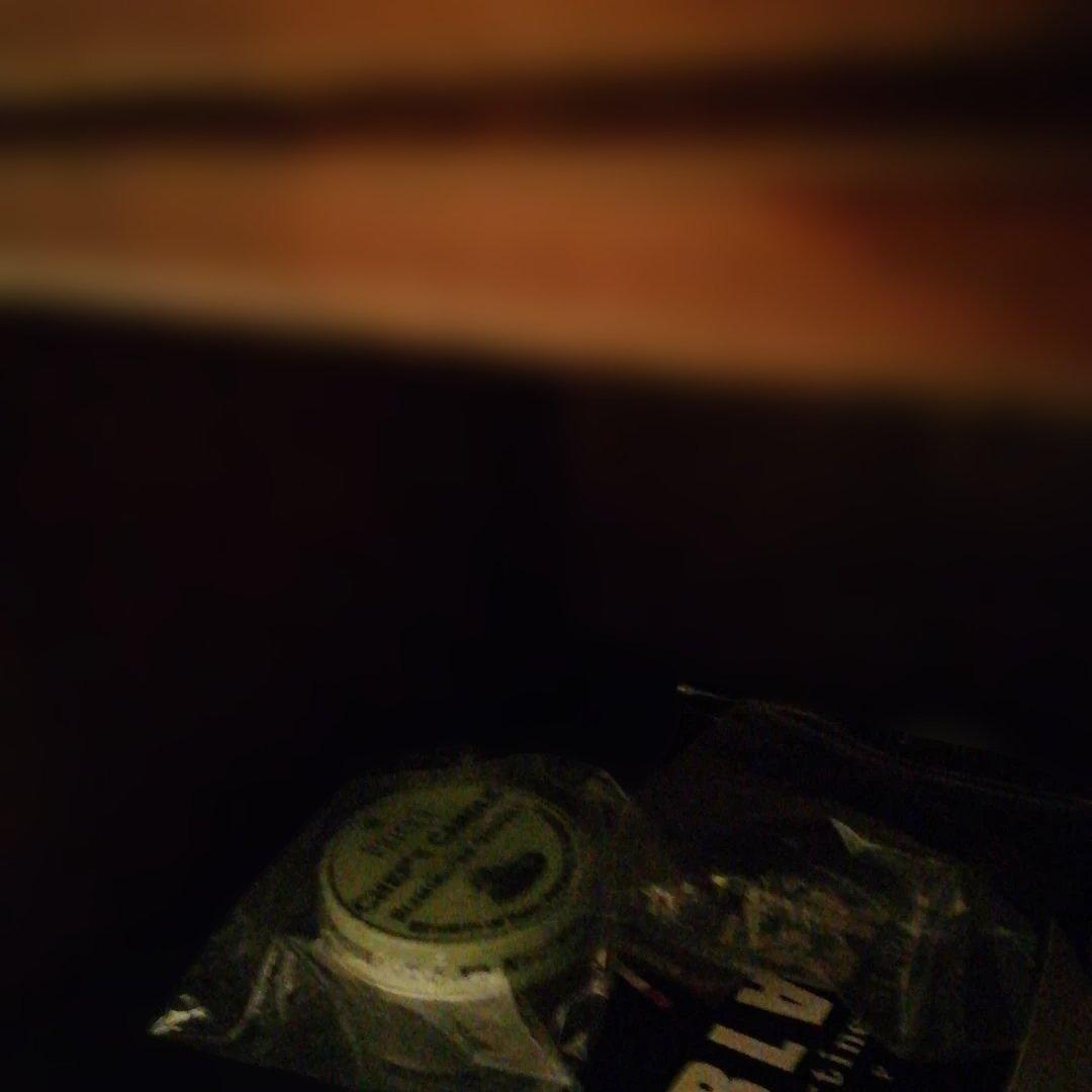 木製ガラス扉収納棚　アンティーク　戸棚