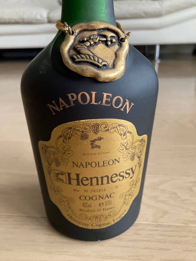 Hennessy Napoleon コニャック 700ml