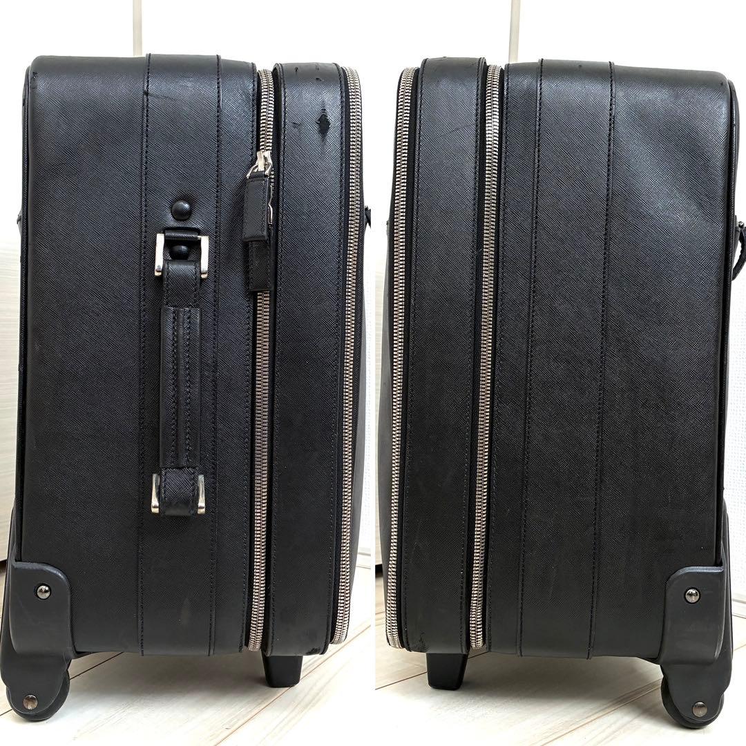 正規品 プラダ キャリーケース 三角ロゴ 白タグ サフィアーノレザー メンズ 黒