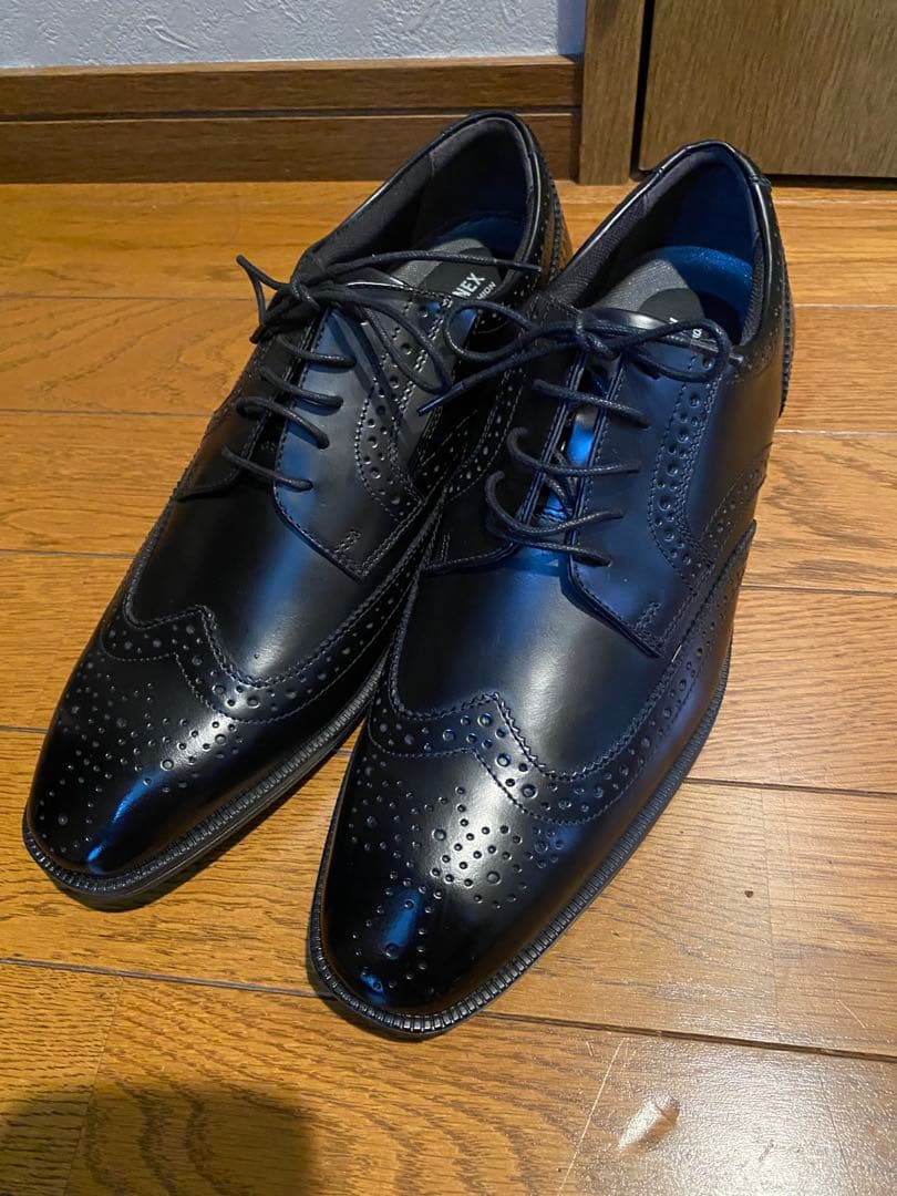 新品未使用　yonex ウイングチップ　26.0cm