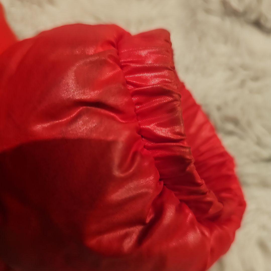 MONCLER 赤 フード付きダウンジャケット