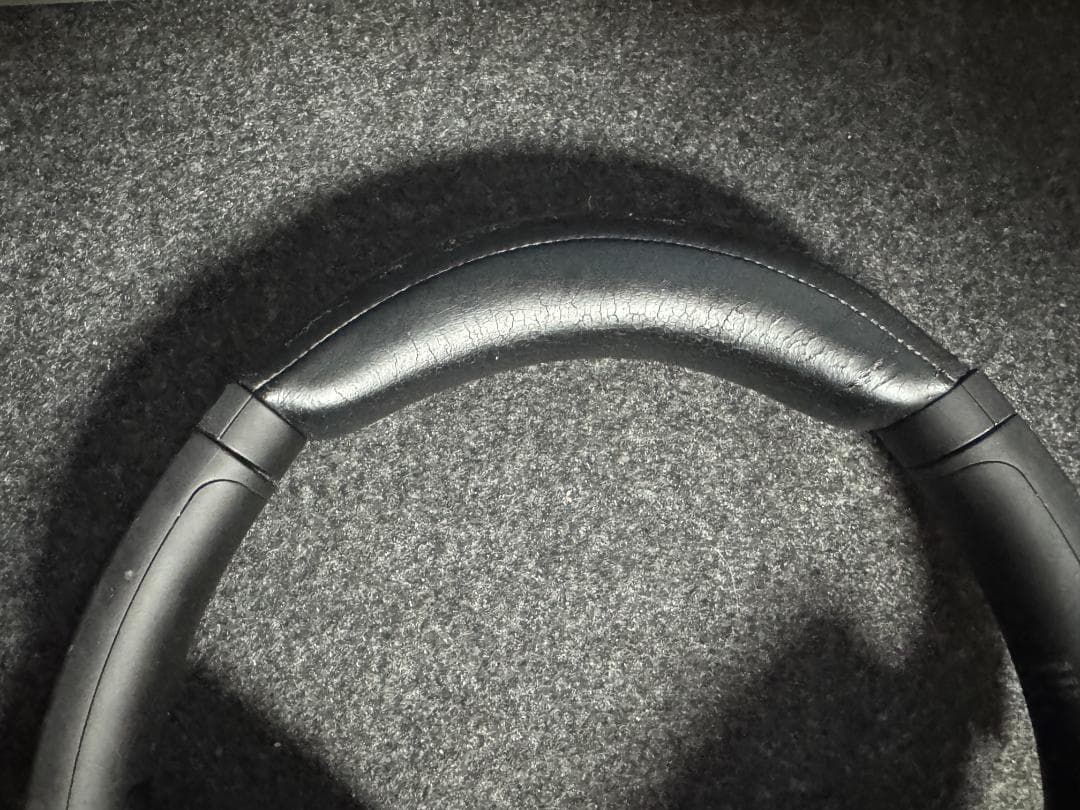 SONY WH-1000XM4 ワイヤレスヘッドホン 中古 本体＋ケースのみ