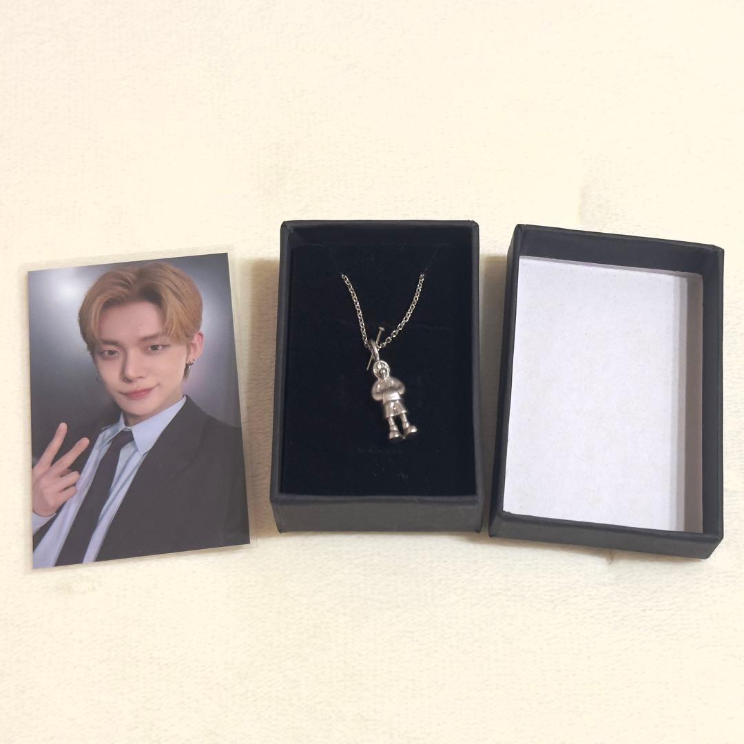 韓国 TXT GGUM サノク ヨンジュン ネックレス トレカ