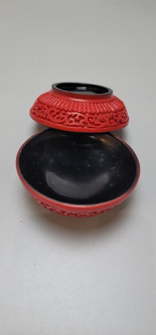 茶道具 唐物 堆朱 刻花紋 香合