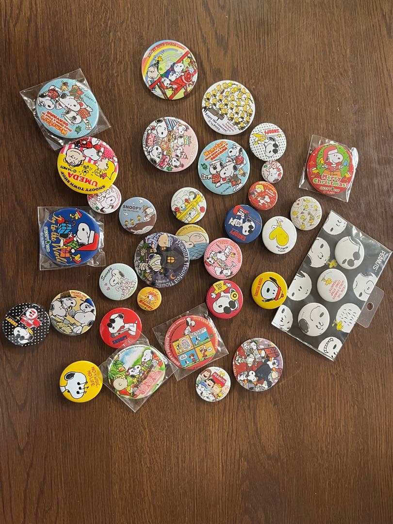 スヌーピー　缶バッチ