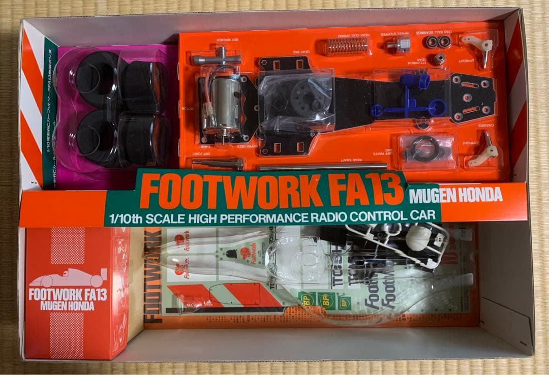 タミヤ ラジコン フットワークFA13 無限 ホンダ