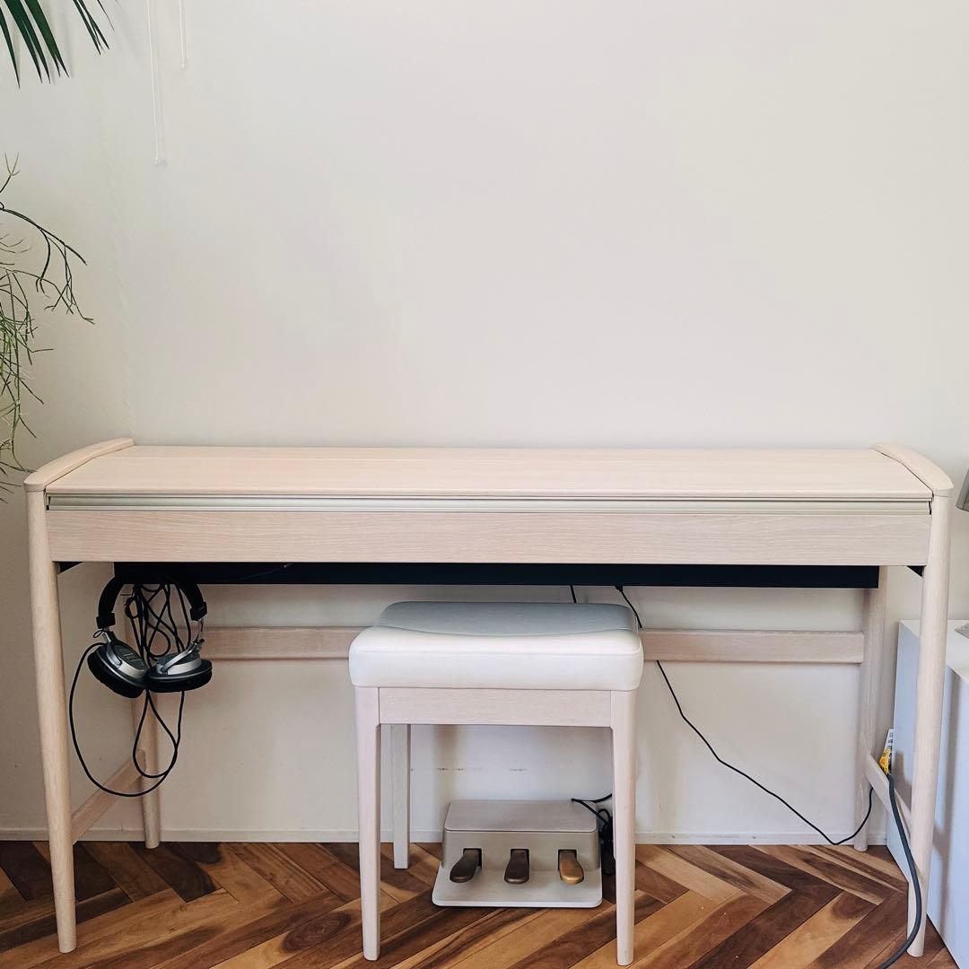 Roland KF10KS きよら　ヘッドホン等付　…別出品の椅子も同時購入必須