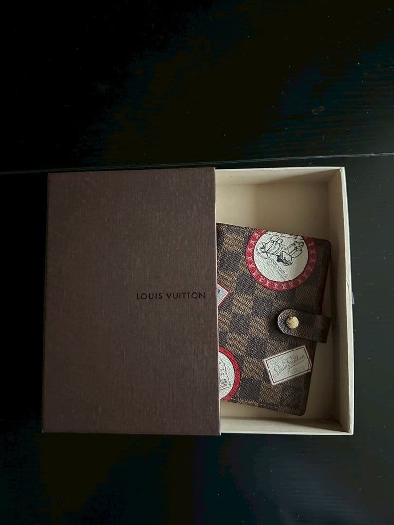 LOUIS VUITTON 手帳カバー