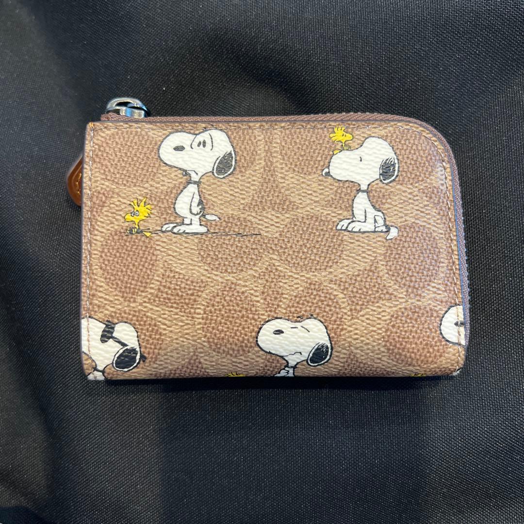 Coach スヌーピー ケース