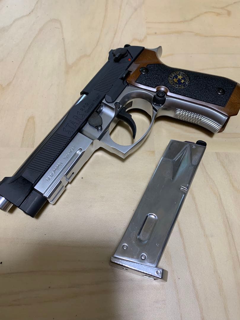 美品　東京マルイサムライエッジ　M9A1ガスブローバック 本体とマガジンのみ