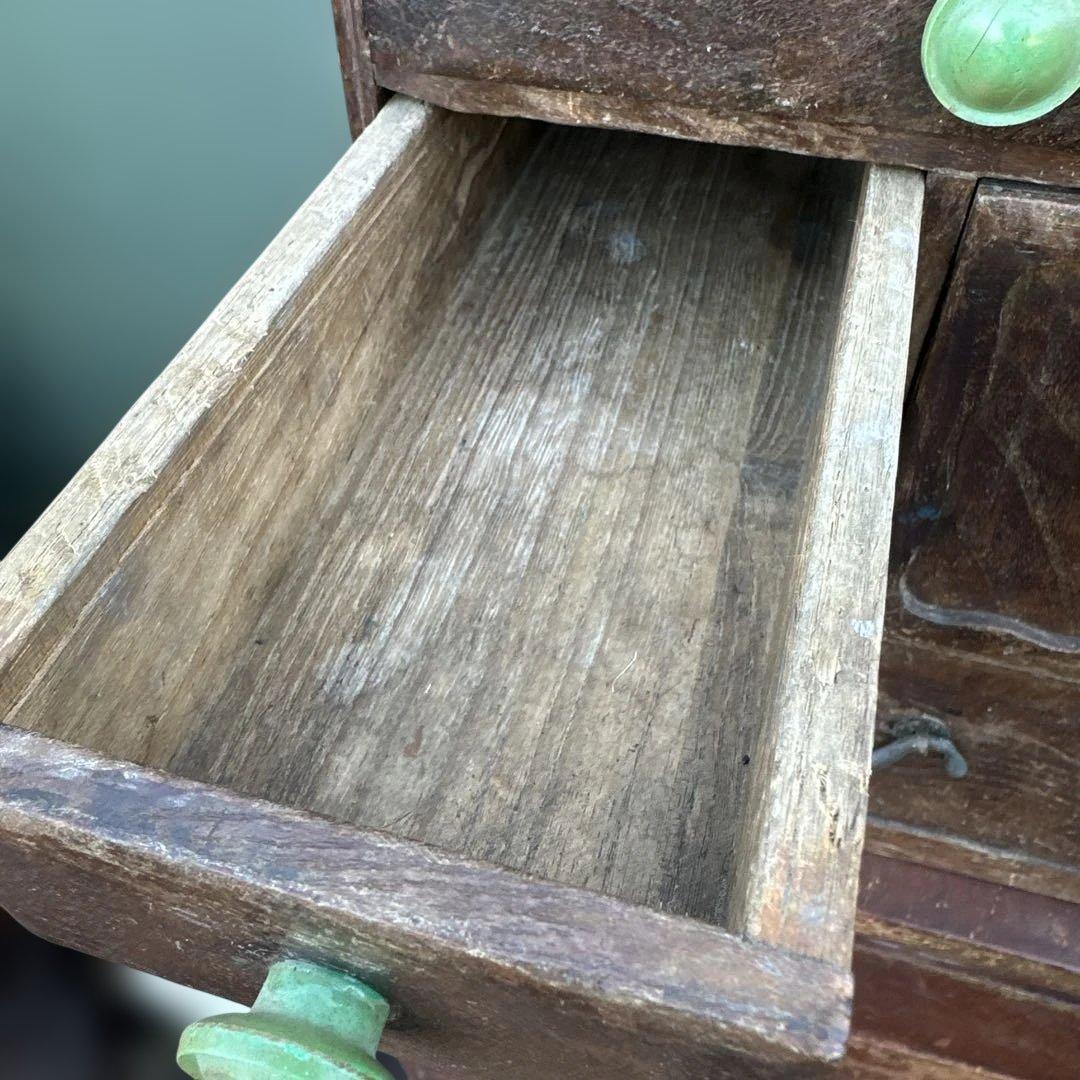 アンティーク　味があってとても素敵！木製 小引き出し