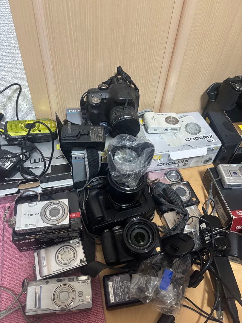 良*品様 デジタルカメラ　14台　ジャンク　まとめ　nikon Sony RIC