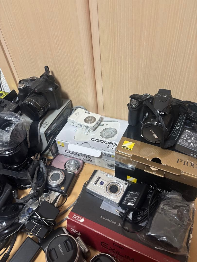 良*品様 デジタルカメラ　14台　ジャンク　まとめ　nikon Sony RIC