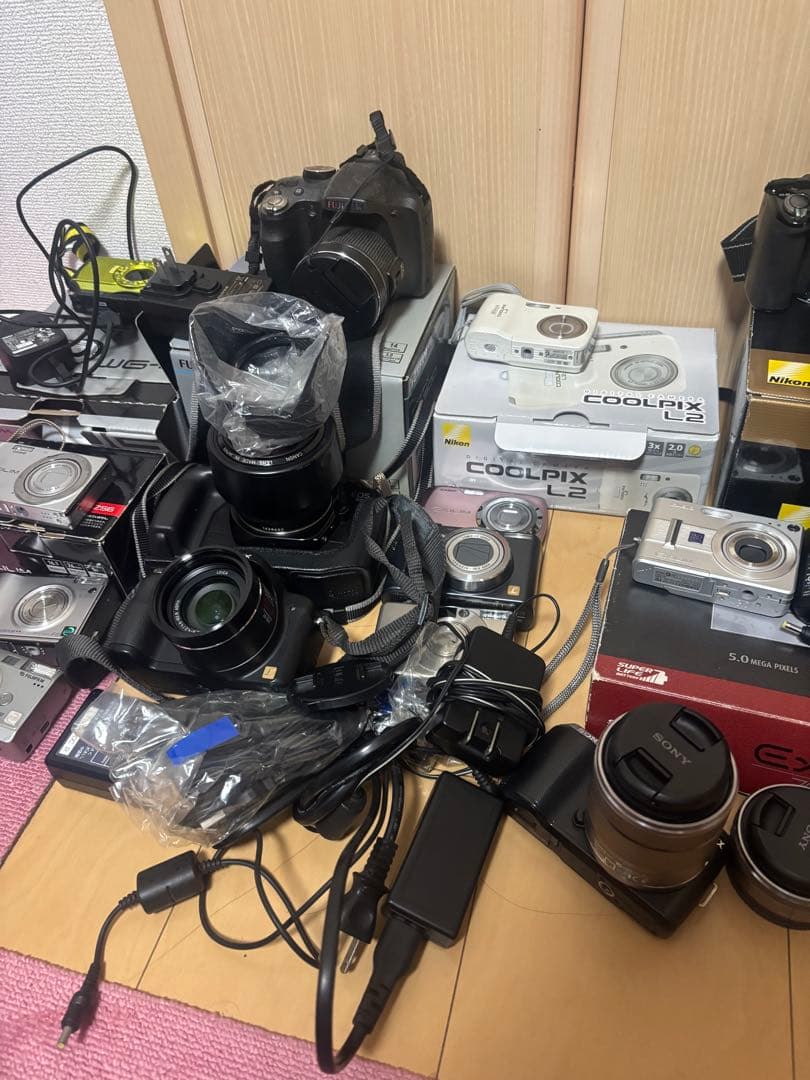 良*品様 デジタルカメラ　14台　ジャンク　まとめ　nikon Sony RIC
