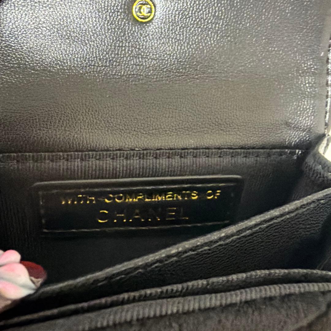 CHANEL ブラック キルティング 財布