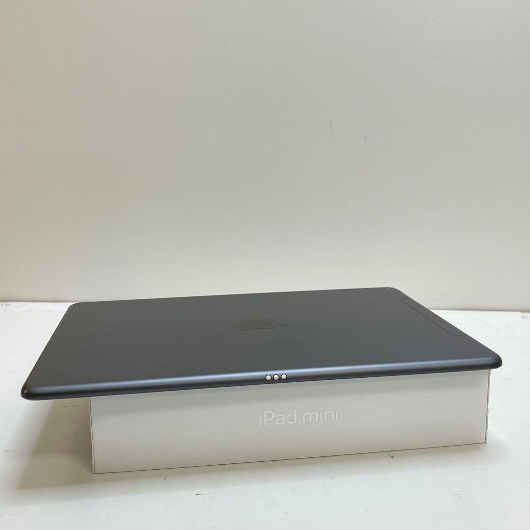 iPad Air 第3世代 64Gb Wi-Fi + Cellular 92%