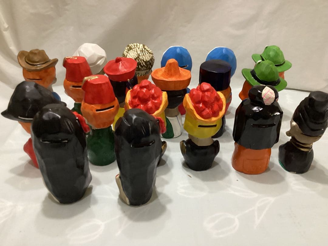 名古屋相互銀行　世界民族貯金箱　陶器製　合計19個　ノベルティ　レトロ　未使用品