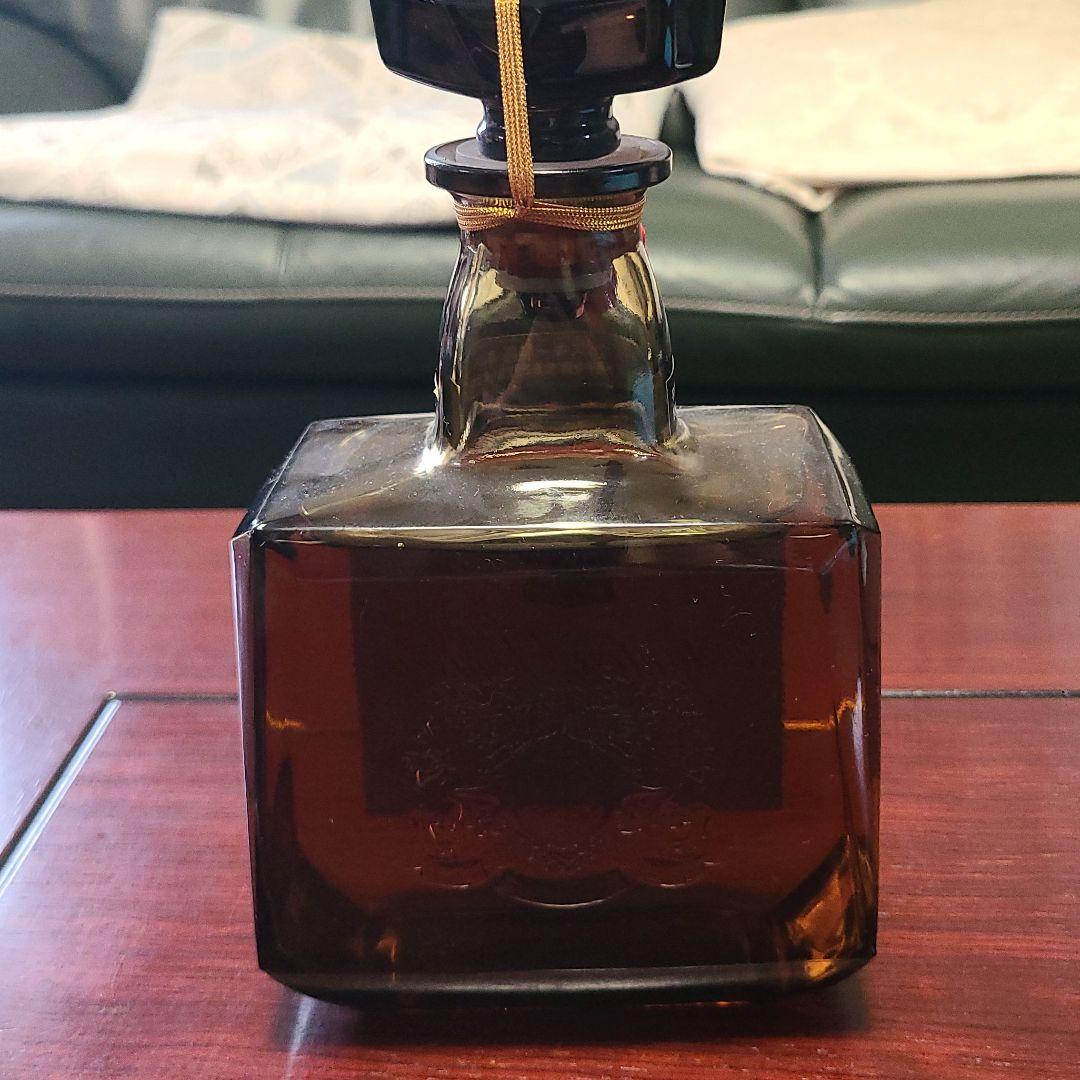 希少　サントリー　ウイスキー　ロイヤル