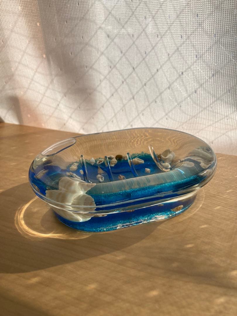 ソープディッシュ2個と歯ブラシ立て1個　1個売りは3000円、3個なら8000円