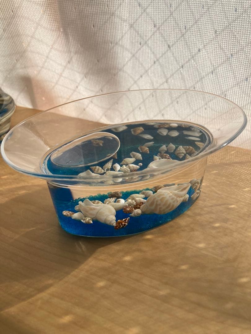 ソープディッシュ2個と歯ブラシ立て1個　1個売りは3000円、3個なら8000円