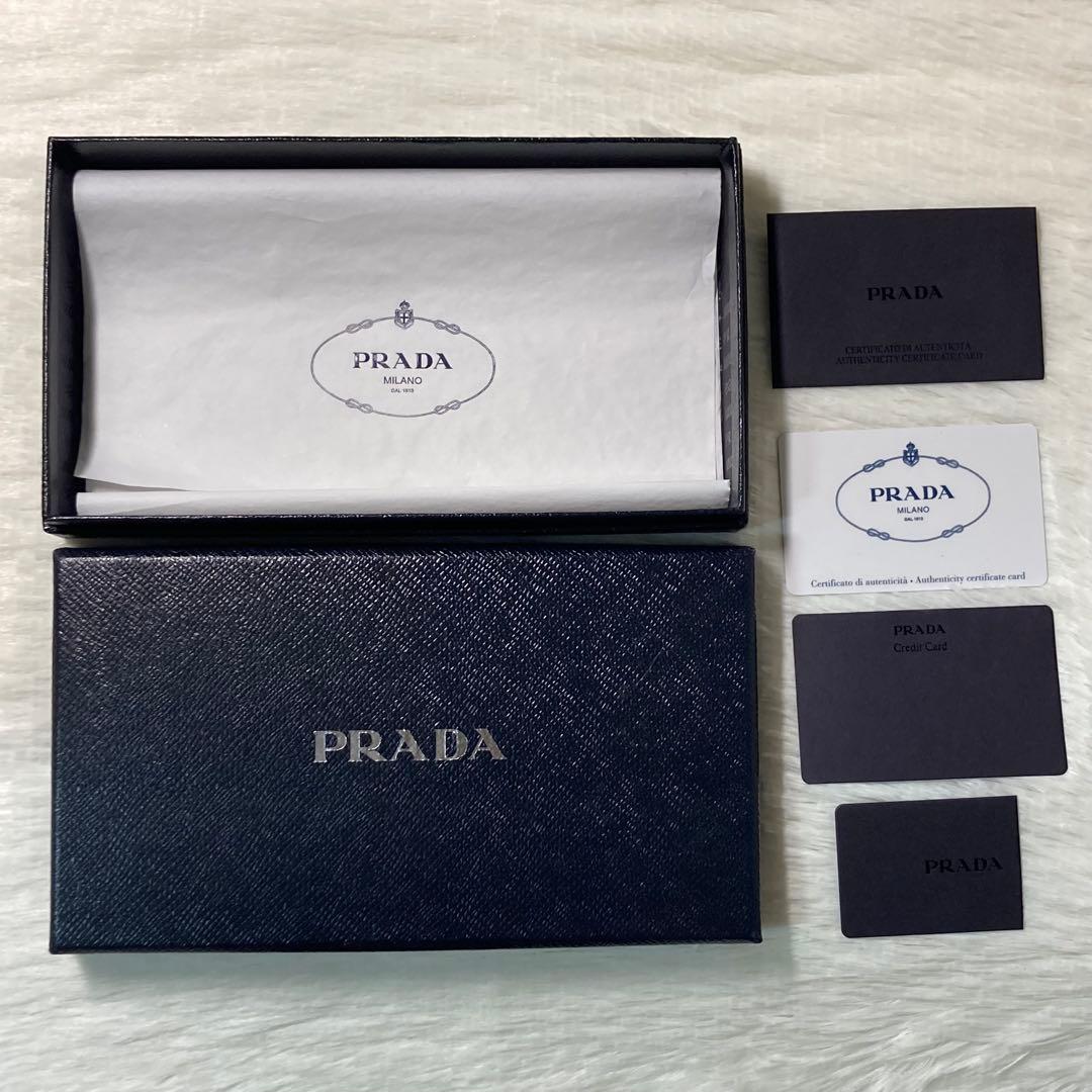 早い者勝ち　PRADA プラダ　長財布　二つ折り　サフィアーノ　橙　付属品
