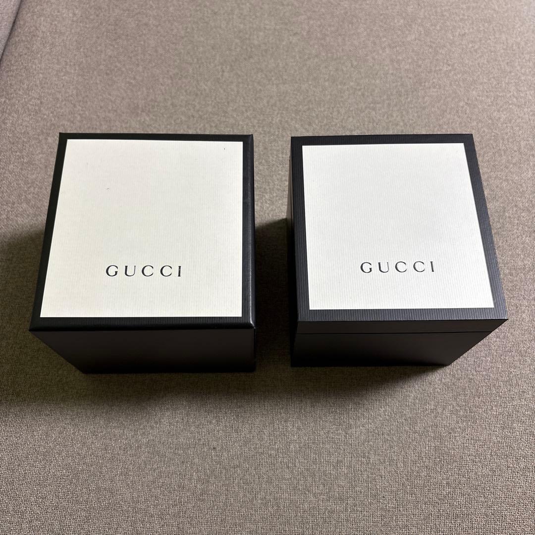 GUCCI ブラック ゴールド 時計 ボックス付き　非稼働品