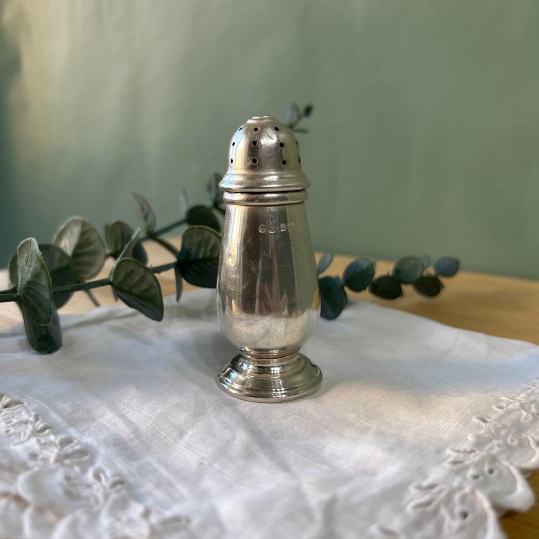 イギリス製アンティーク　純銀調味料入れ　ジョージアン