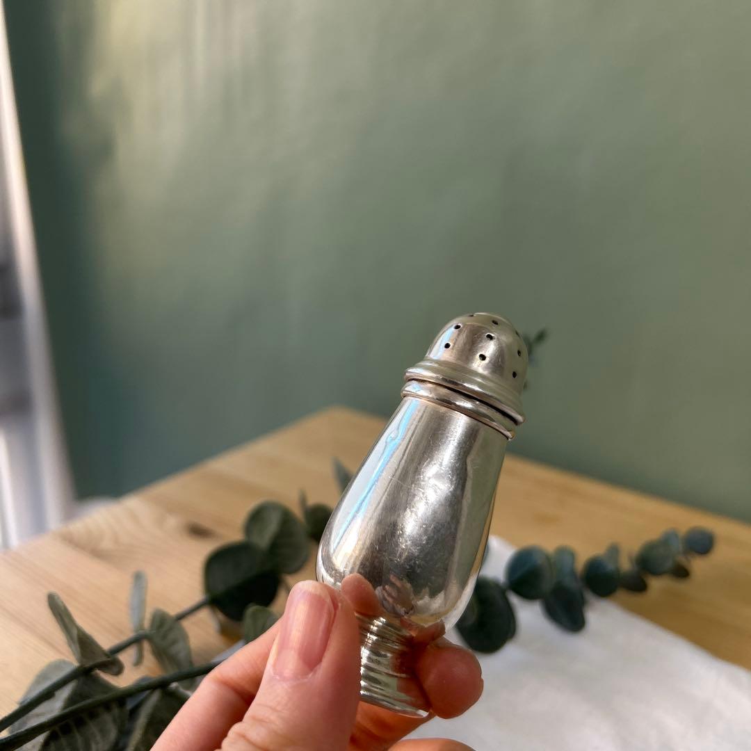 イギリス製アンティーク　純銀調味料入れ　ジョージアン