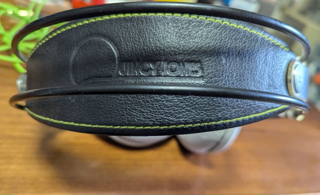 AKG Q701 クインシージョーンズ