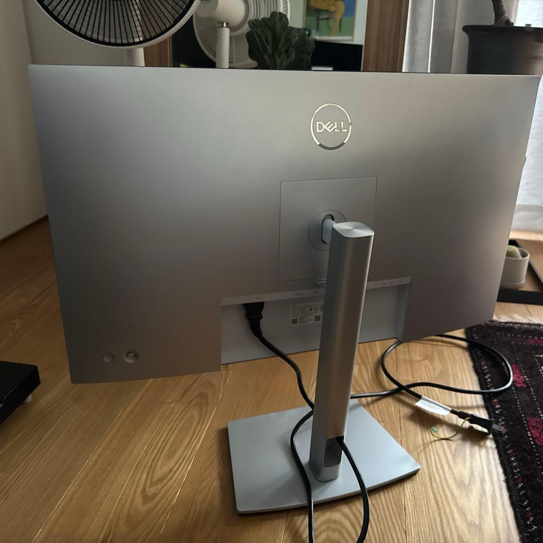 【ジャンク品】Dell 27インチUSB-Cハブ モニター U2722DE