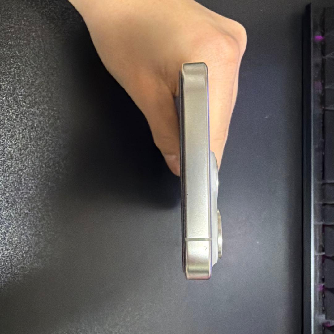 iPhone15 Pro 本体 256GB