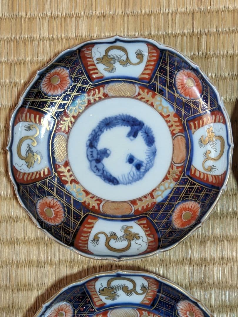 ♦江戸時代古伊万里 大明成化年製 染付金襴手 吉祥文 輪花豆皿 四枚組み 骨董品