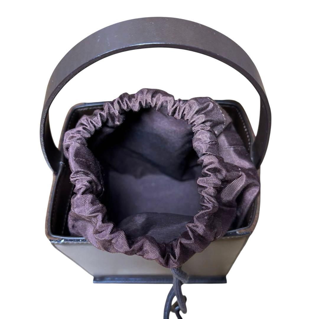 【極美品】希少　バーバリー　ブラウン スクエア　ハンドバッグ　レザー