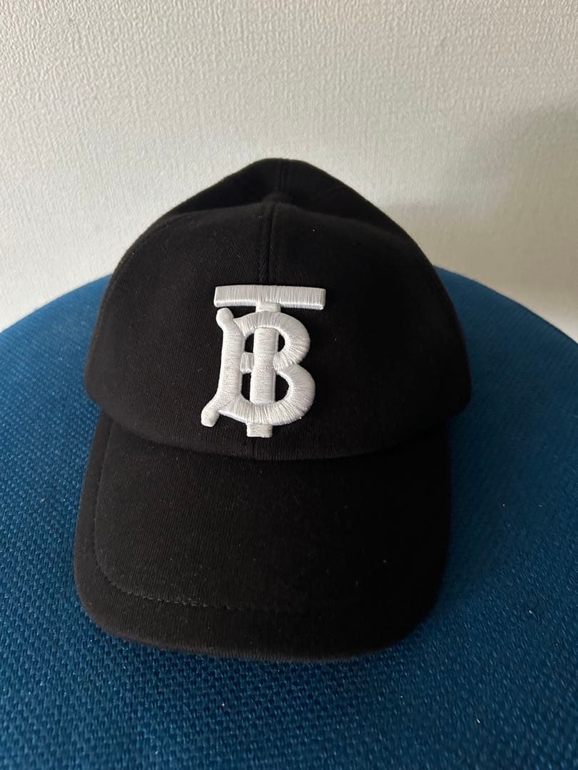 BURBERRY キャップ　厚手生地　フリーサイズ