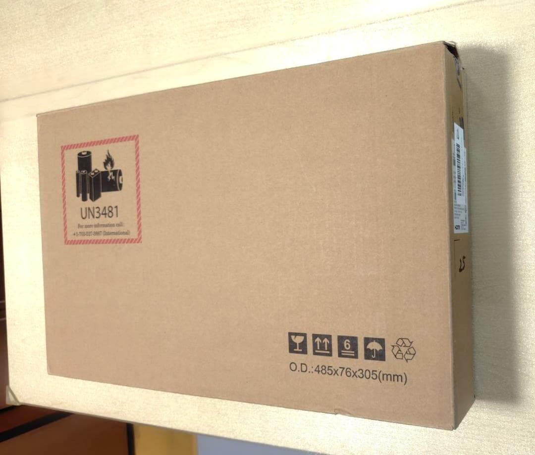 ASUS MB16AMT バッテリー内蔵15.6インチモバイル モニター