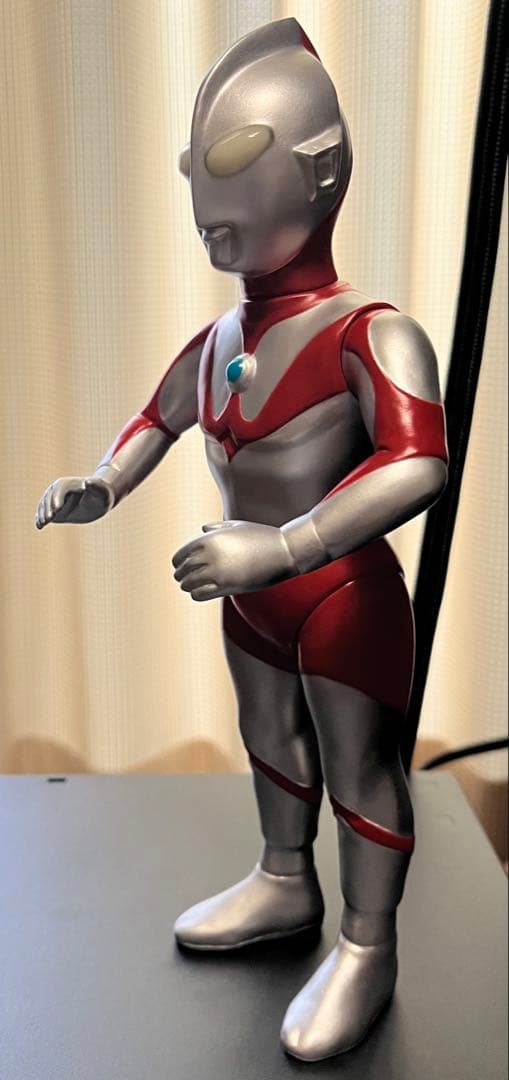 ハンサムタロウエム ウルトラマン 蓄光版 ツブラヤストアONLINE限定