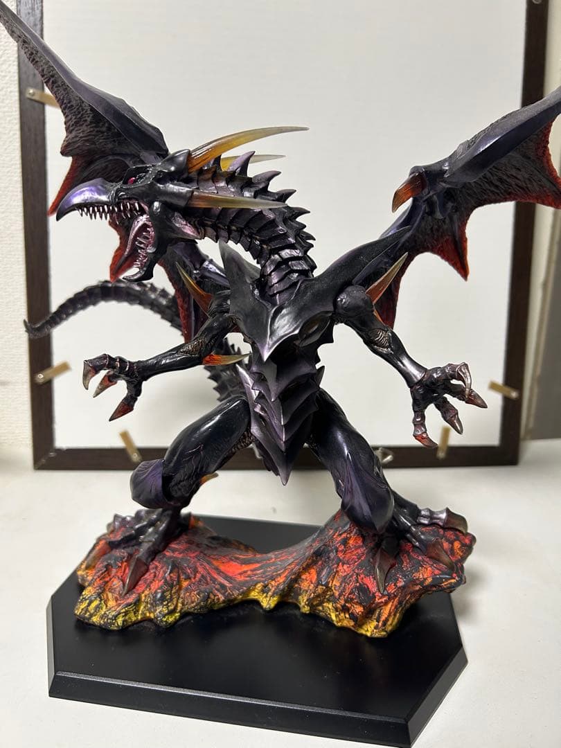 真紅眼の黒竜 　Holographic Edition　フィギュア