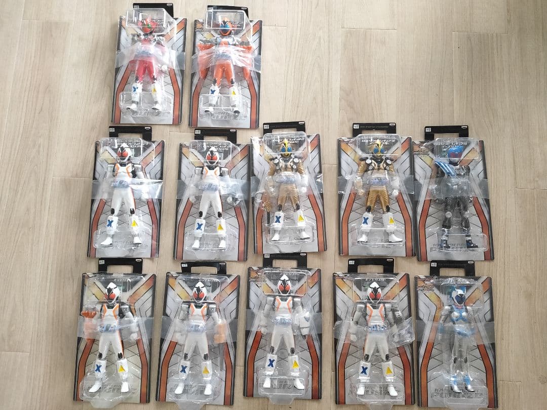 仮面ライダーフォーゼ インブリスタービックサイズ非売品フィギュア 12体