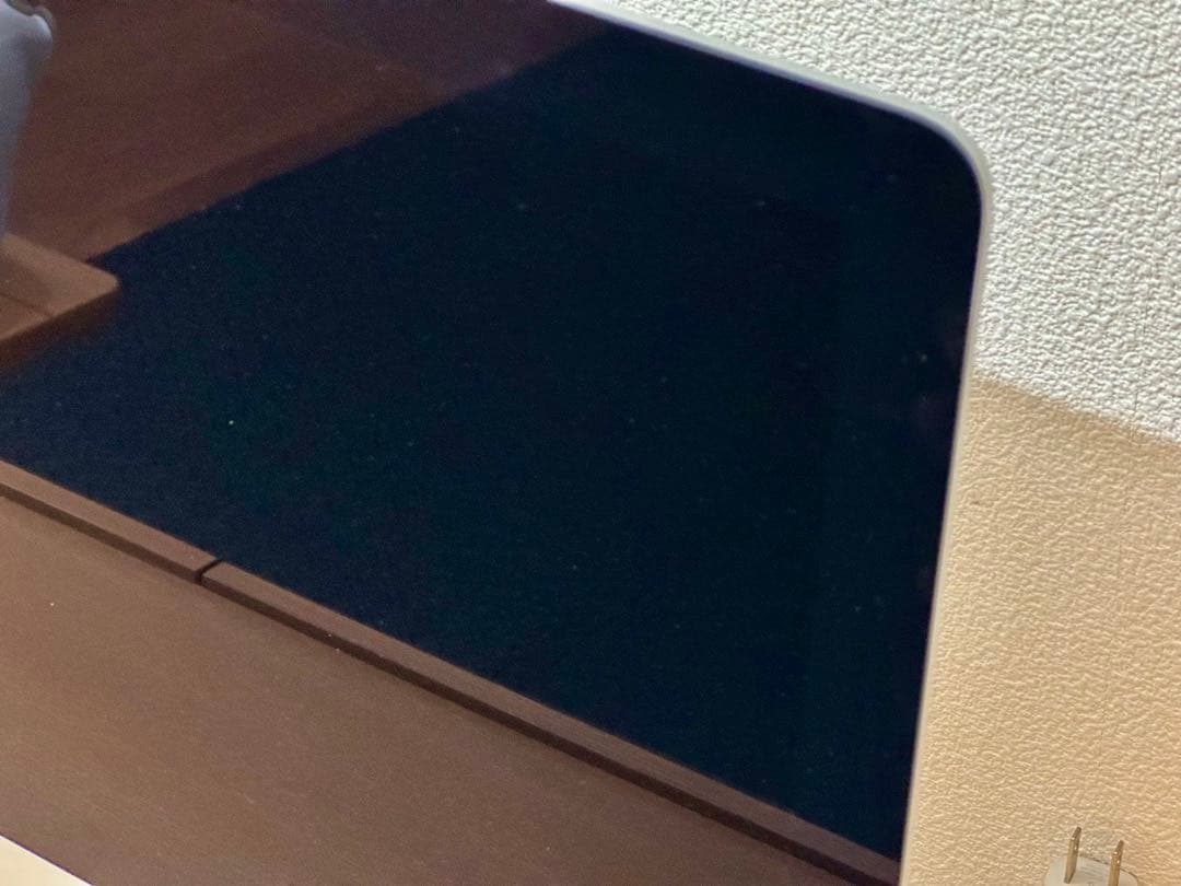 Apple iMac Retina 4Kディスプレイモデル MRT42J/A