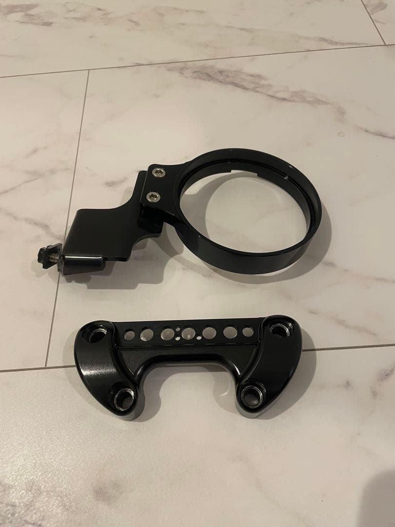 ゼロデザインワークス　メーター移設キット（サイドメーター）スポーツスター用