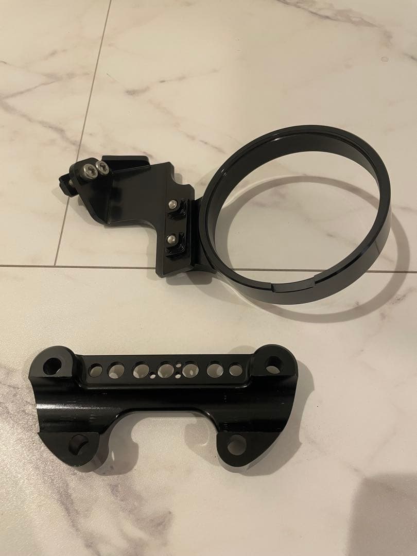 ゼロデザインワークス　メーター移設キット（サイドメーター）スポーツスター用