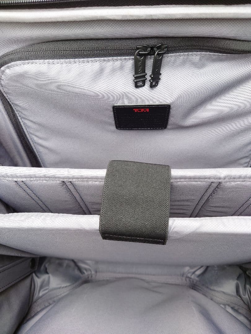 極美品✨TUMI トゥミ コンパクト 4ウィール ブリーフケース 機内持ち込み可