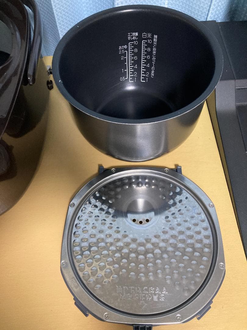 ★象印 IH炊飯ジャー 2019年製NP-VZ18 一升炊き　 極め炊き1,8L