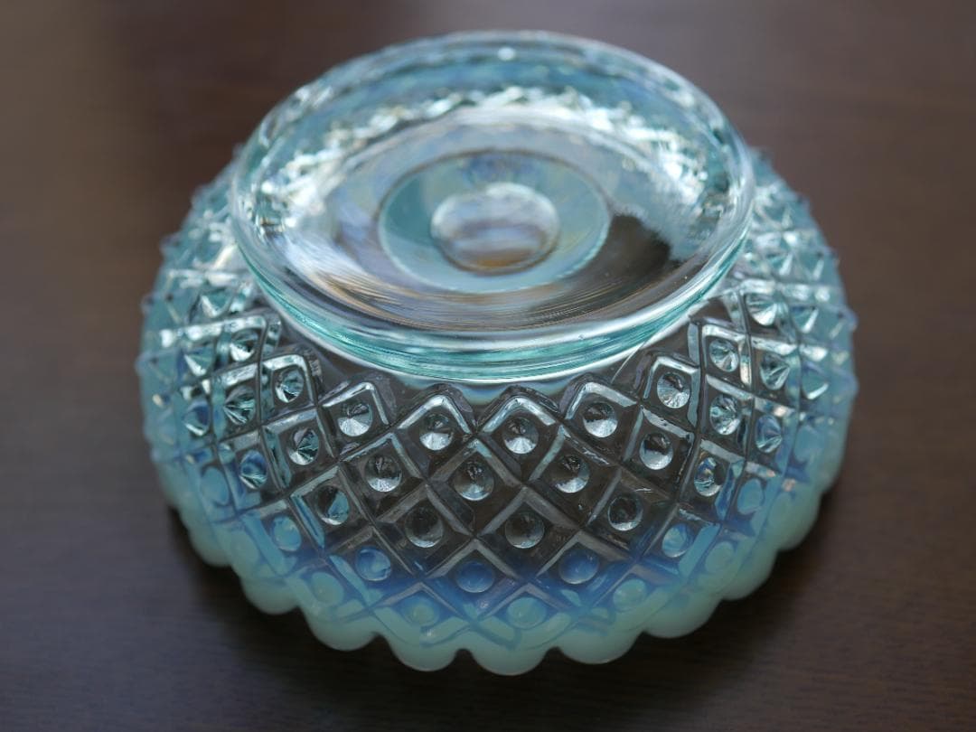 フェントン１９４９年ブルーオパールセント ダイアモンドレース キャンドルスタンド